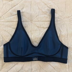 ALO Yoga Airlift Line Up Bra